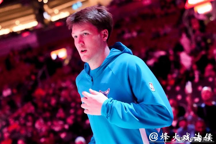 反超弗拉格！克尼普尔本赛季表现惊艳，最佳新秀花落谁家成悬念